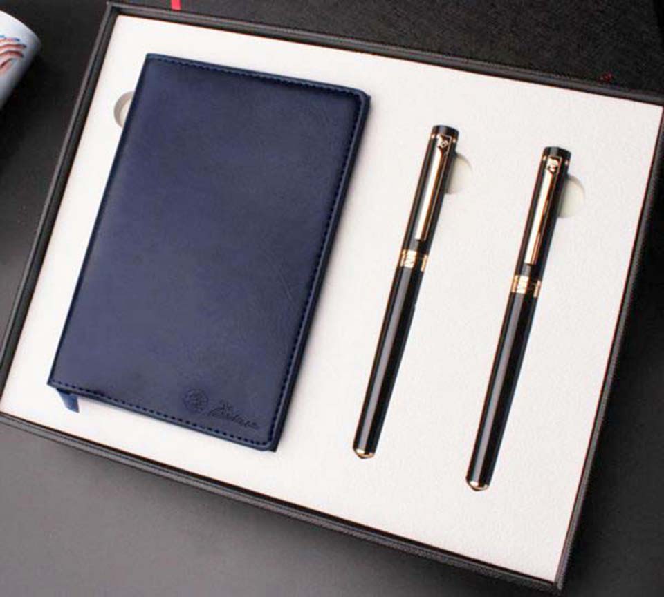 Bộ quà tặng sang trọng cho khách hàng nữ ngày 8/3