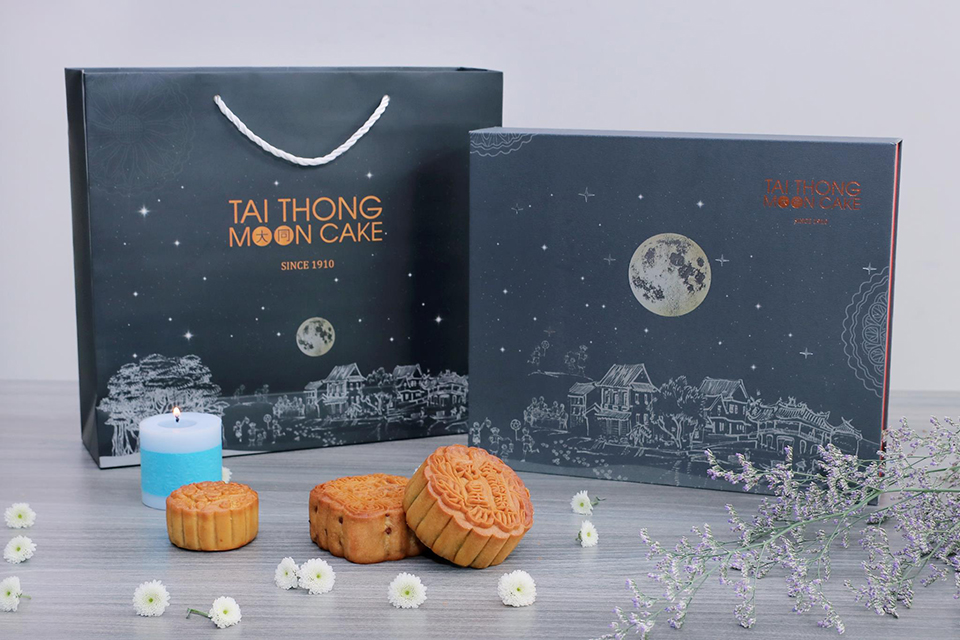 Schön und beeindruckend mit Mondkuchenschachtel im Tai Thong Store