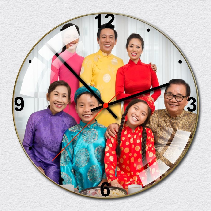 Các mẫu đồng hồ tráng gương in hình kỷ niệm siêu đẹp tại Lala