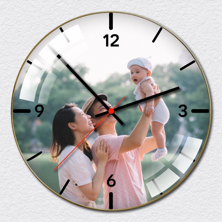 Các mẫu đồng hồ tráng gương in hình kỷ niệm siêu đẹp tại Lala