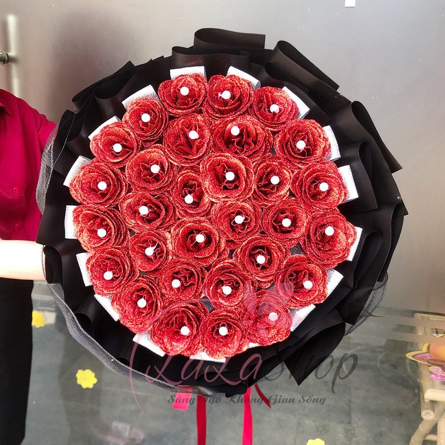 Đừng bỏ qua Bó 35 Bông Hoa Kim Tuyến Đính Ngọc Trai siêu đẹp nhưng giá rẻ