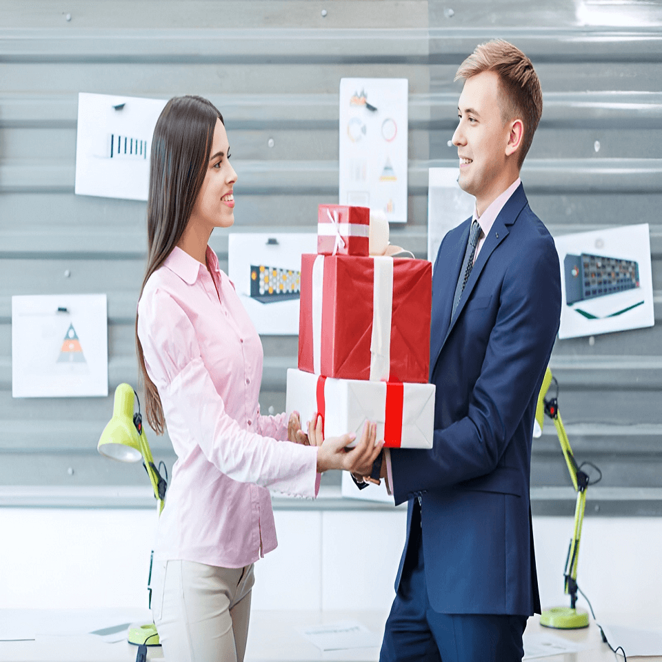 10 món quà tặng 20/10 cho sếp và đồng nghiệp nữ đẹp và ý nghĩa nhất 2023