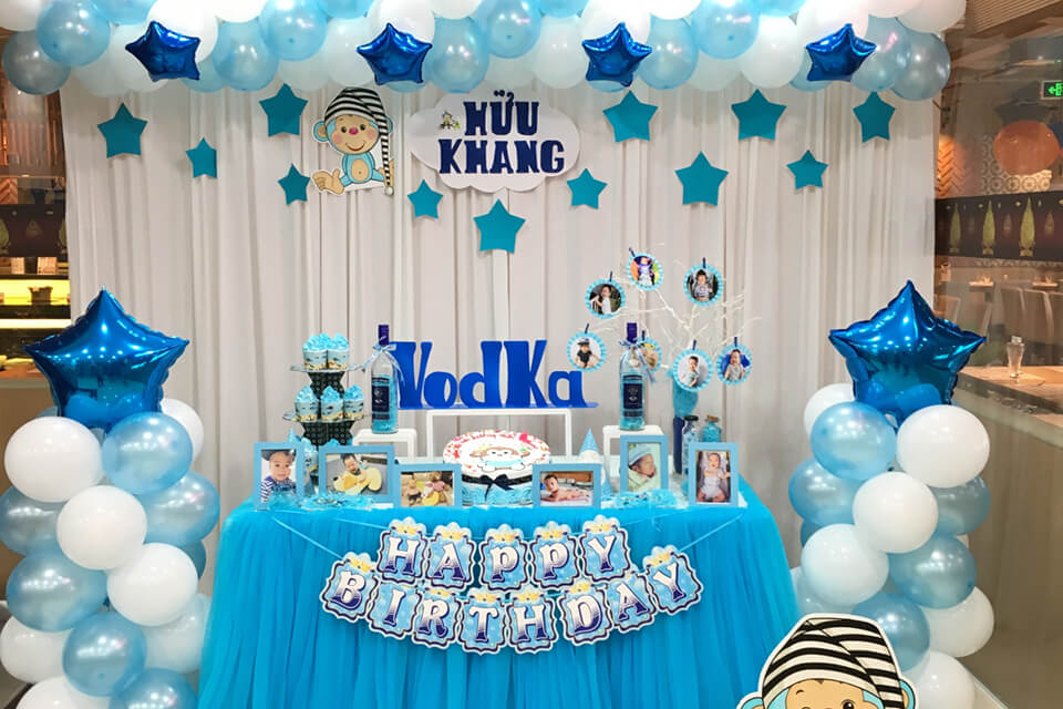 Tổ chức sinh nhật  Đặt tiệc liên hoan  Đầy tháng cho bé tại Hà Nội