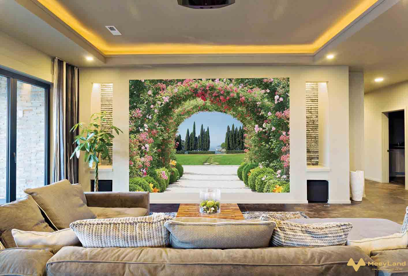 Wandmalereien mit wunderschönen Farben und realistischen, lebendigen Bildern verleihen dem Wohnzimmer der Ebene 4 die herausragendste Schönheit
